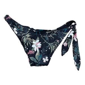 新品処分ケイトスペードtreasure beach logo bikiniトップ 新品処分ケイトスペードtreasure beach logo bikiniトップ - メルカリ